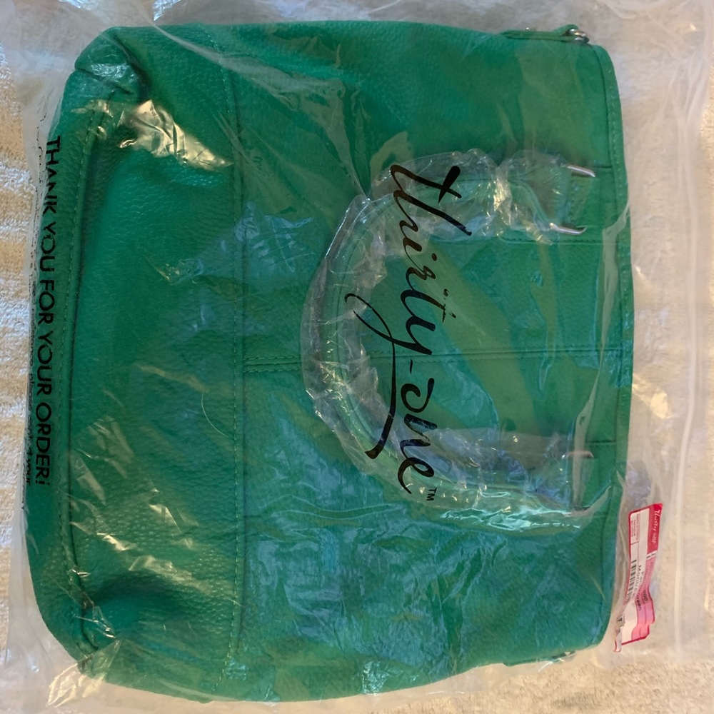 Thirty-One Jewell Paris